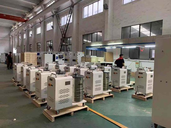 撥片式工業吸塵器